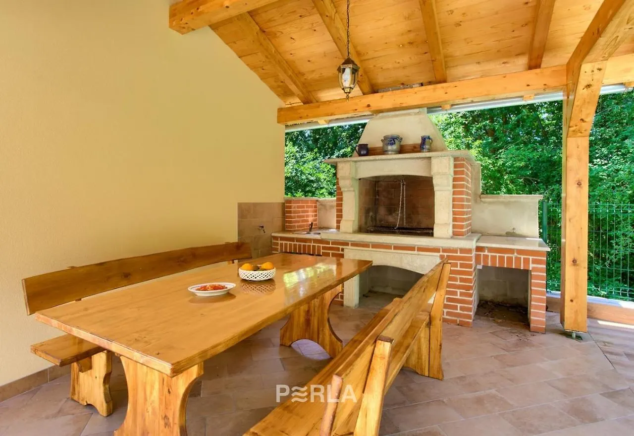 Holiday home Cozy Stone House Capree With Pool Villa Ripenda Kras